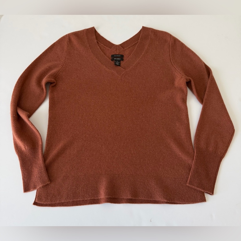 Halogen Women's 100% Cashmere
Double V-neck Sweater Sz M - Picture 10 of 10